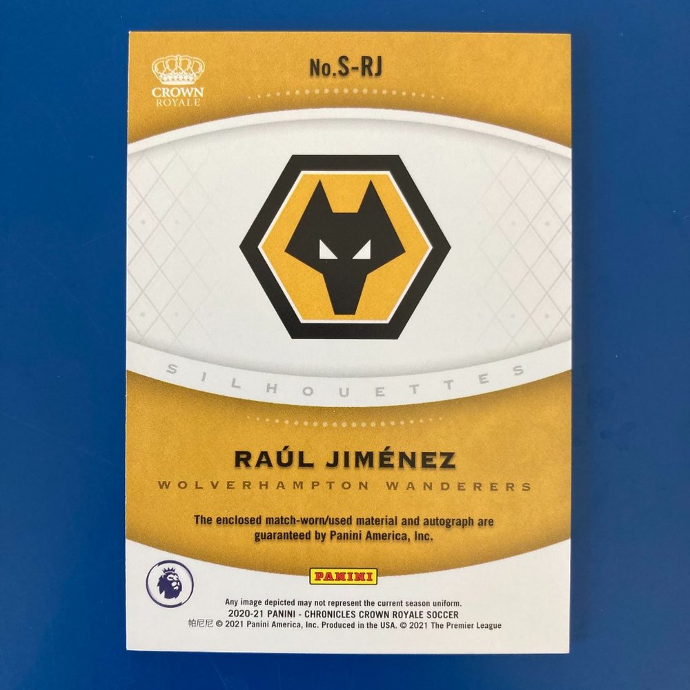 Panini Crown Royale, Raúl Jiménez Limited Edition Autographed Relic Card - Picture 3 of 3